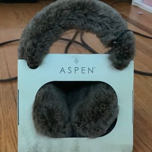 Ear muffs